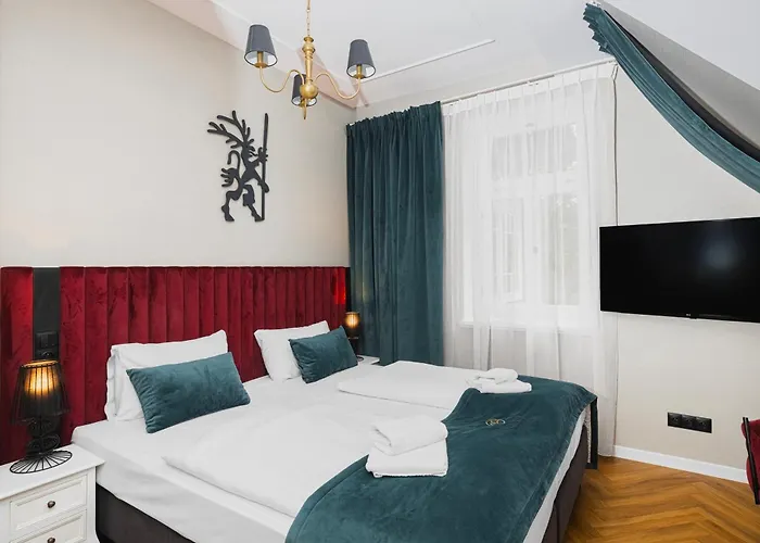 Perla Sudetow By 3* カルパッチ