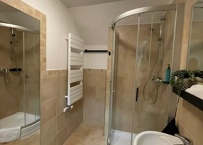 Perla Sudetow By カルパッチ